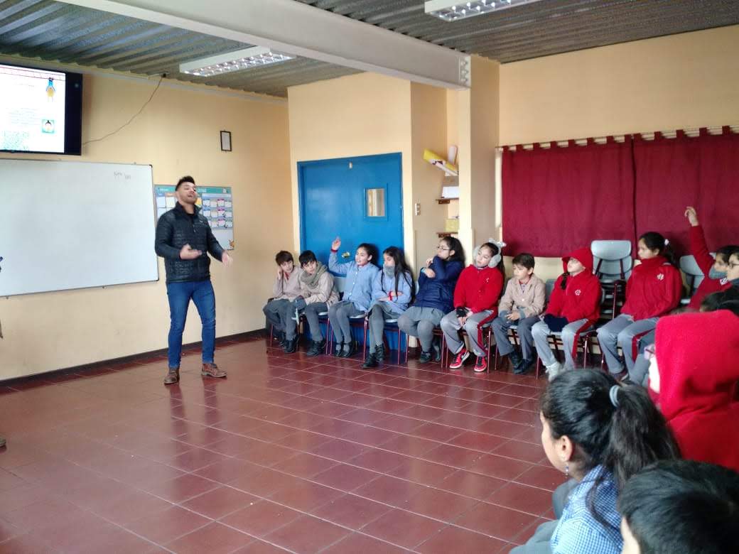 JORNADA DE CHARLAS Y TALLERES - IMG-20190619-WA00323464.jpg